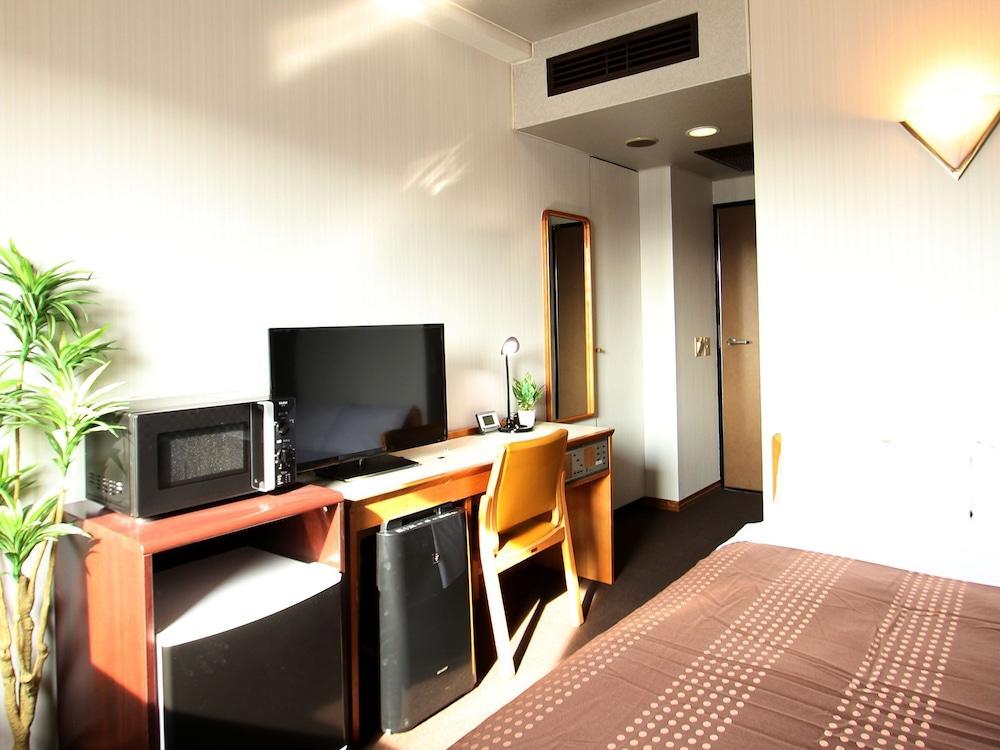 Hotel Livemax Budget Уцуномия Екстериор снимка