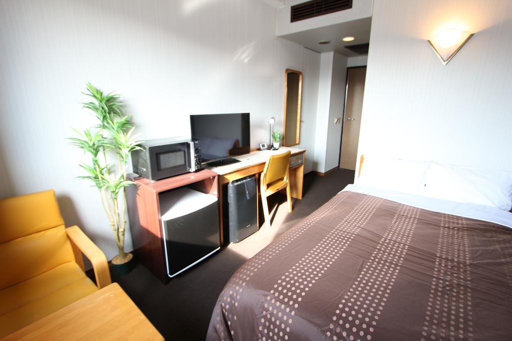 Hotel Livemax Budget Уцуномия Екстериор снимка