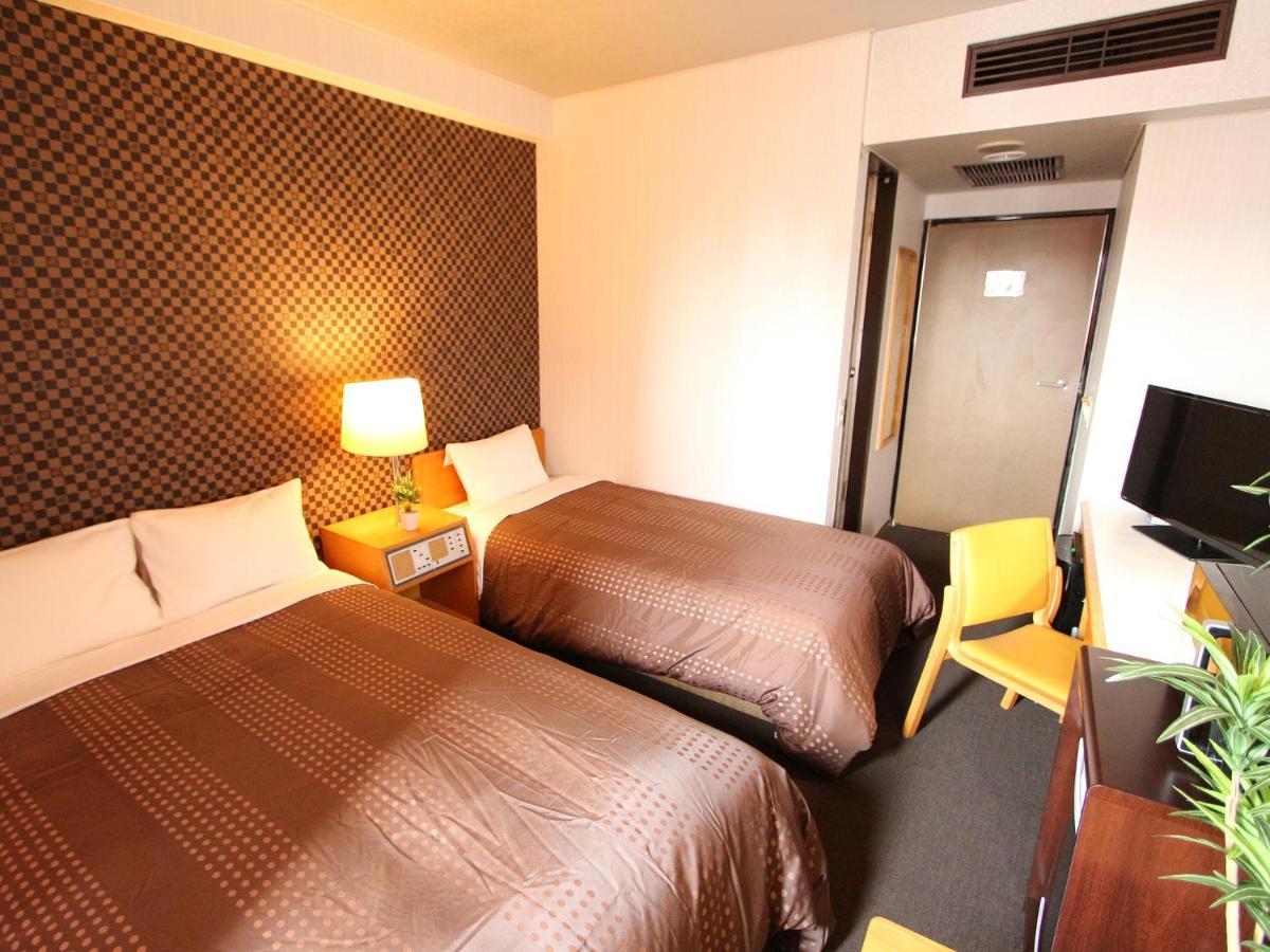 Hotel Livemax Budget Уцуномия Екстериор снимка